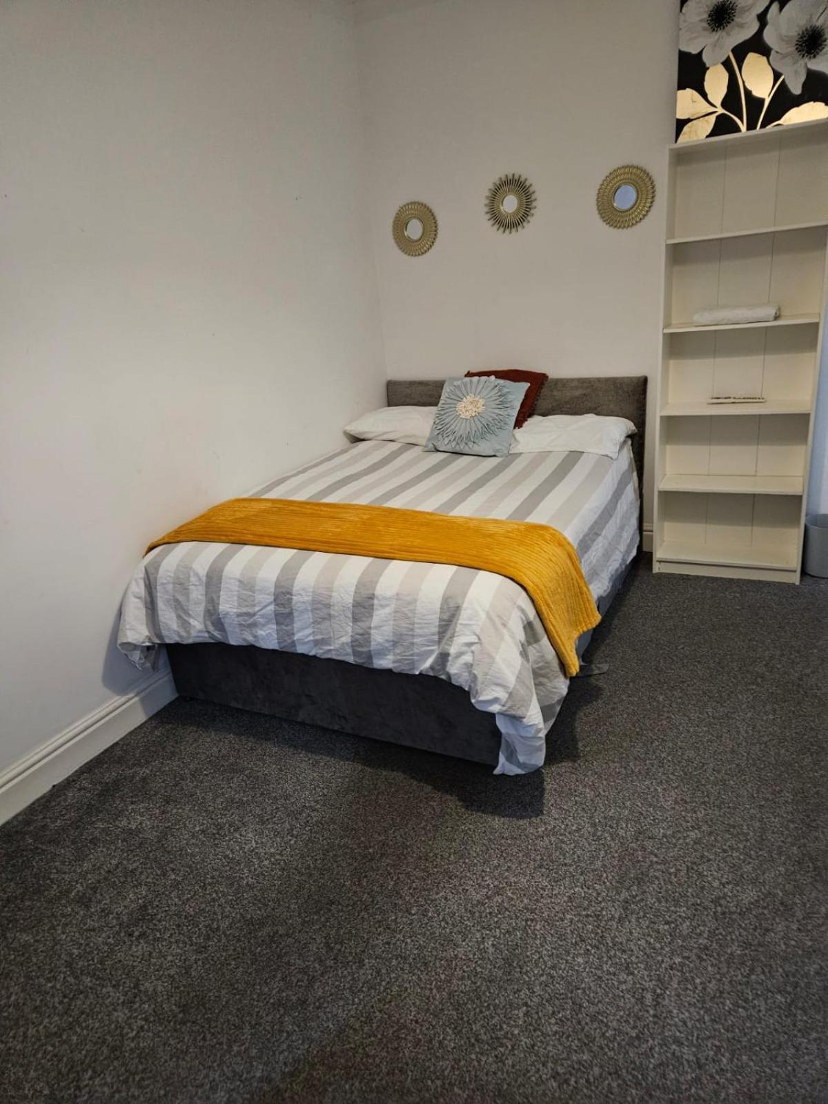 Double Room Close To Headingley Stadium 利兹 外观 照片